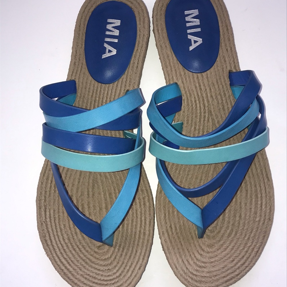 Mia Flat Sandals two-tone blue size 8